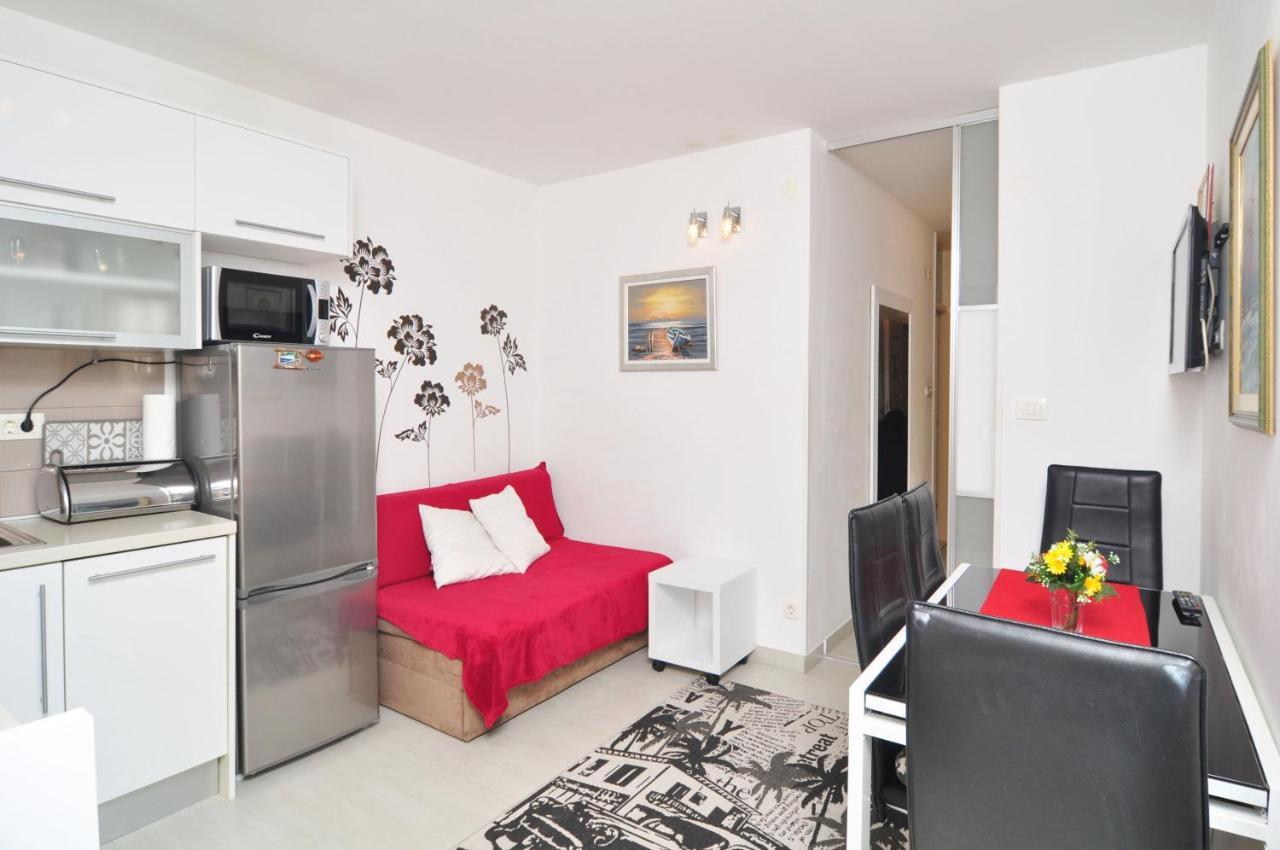Full Equipped Flat Close To All Split Ngoại thất bức ảnh