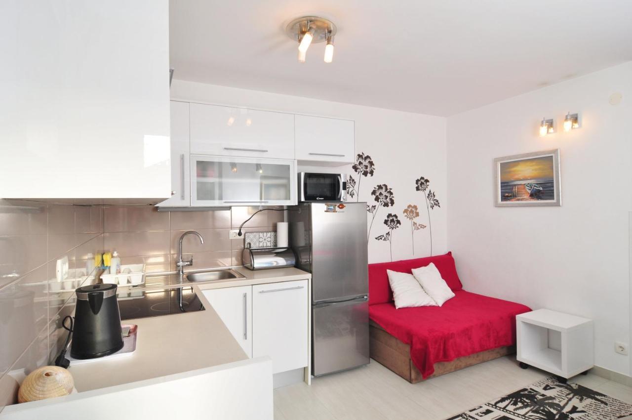 Full Equipped Flat Close To All Split Ngoại thất bức ảnh