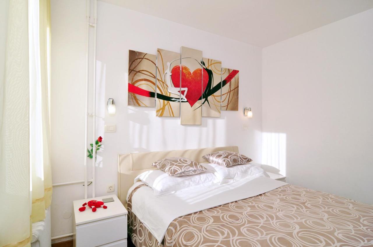 Full Equipped Flat Close To All Split Ngoại thất bức ảnh