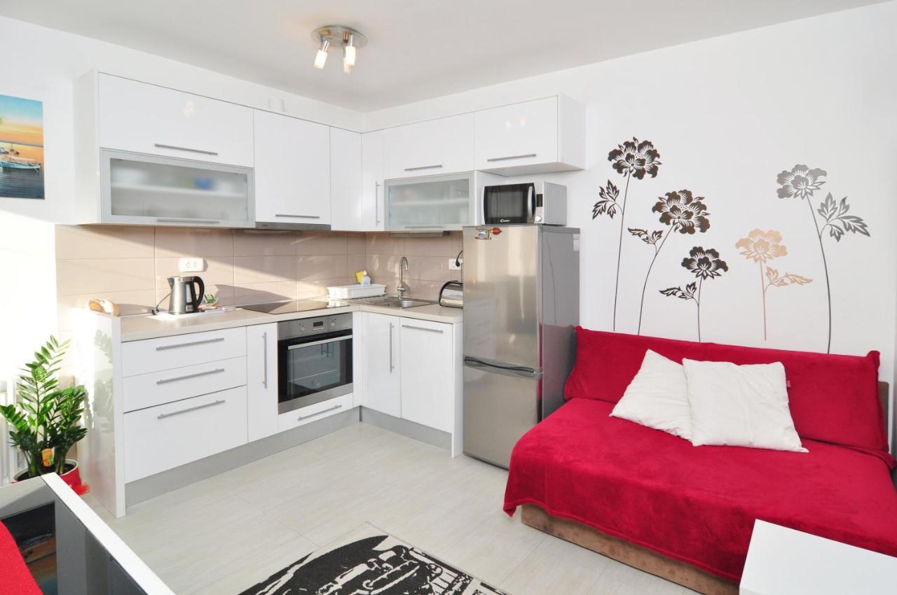Full Equipped Flat Close To All Split Ngoại thất bức ảnh