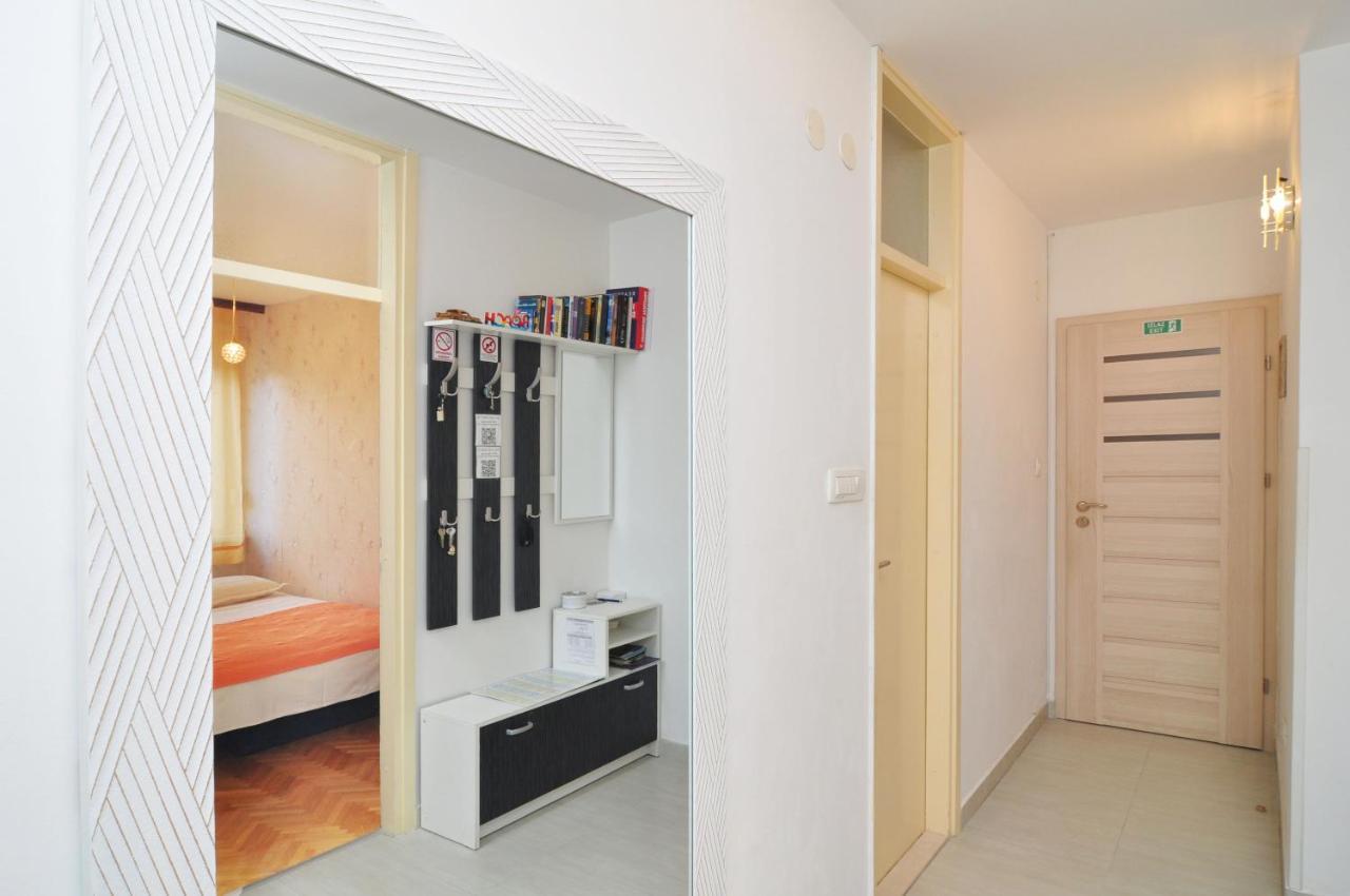 Full Equipped Flat Close To All Split Ngoại thất bức ảnh