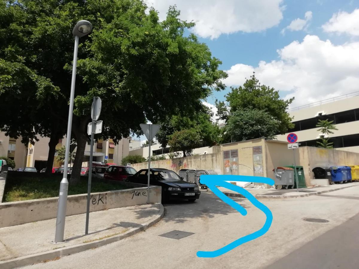 Full Equipped Flat Close To All Split Ngoại thất bức ảnh